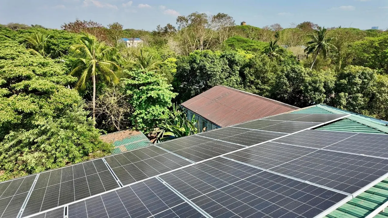 Solution de production solaire hybride